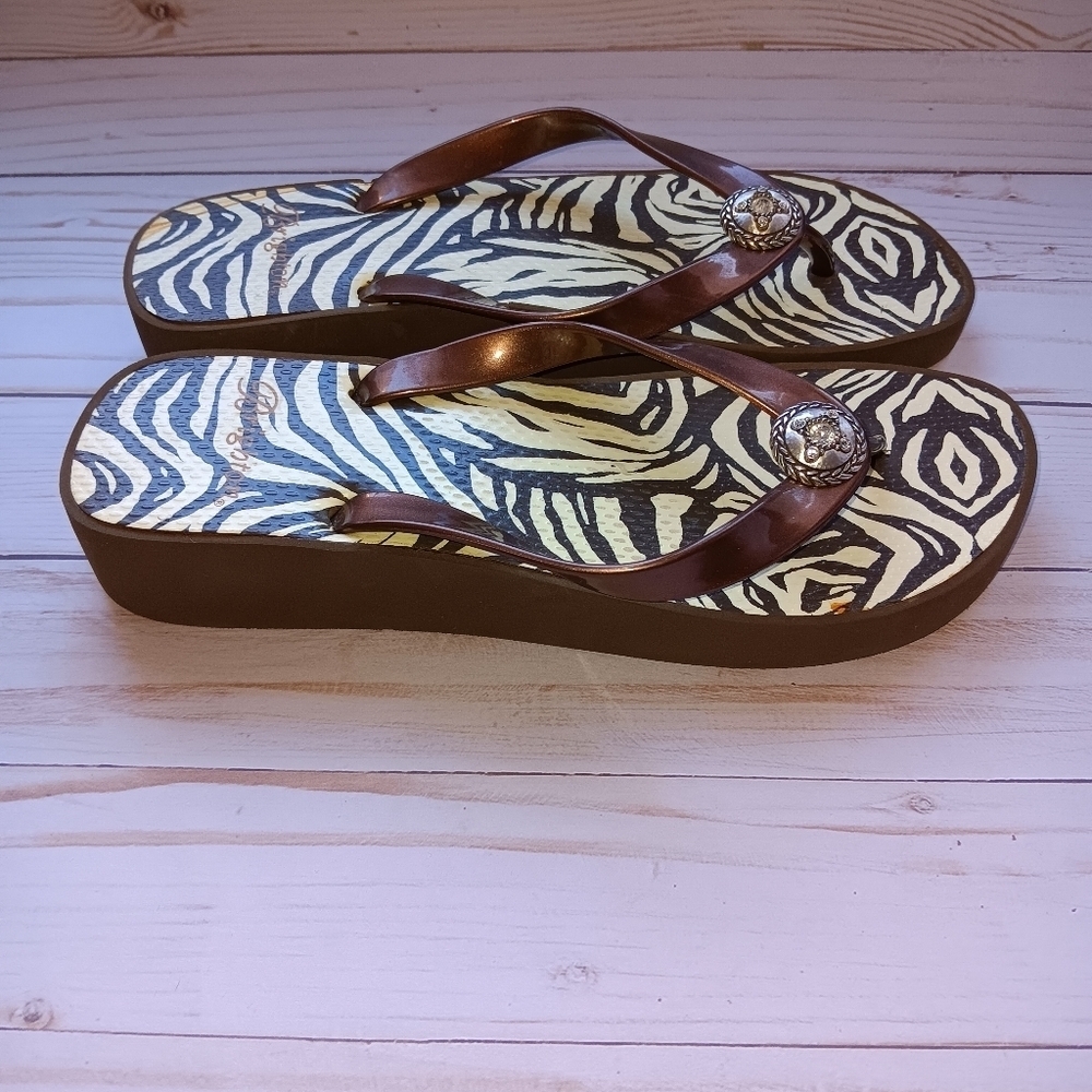 Brighton Brown Zebra Stripe Print Wedge Sandal Flip Flops Sz. 8.5/9 - Picture 5 of 9
